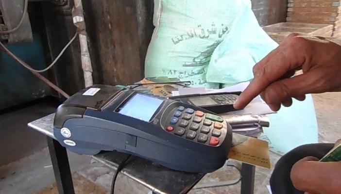 بدء تطبيق منظومة الخبز الجديدة في الفيوم وسط شكاوى المواطنين