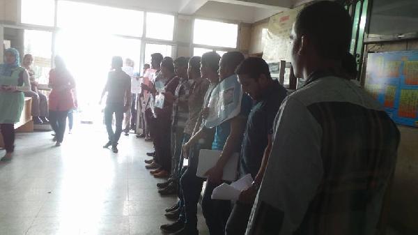 وقفة رافضة للانقلاب فى “علوم الفيوم” تطالب بالإفراج عن المعتقلين