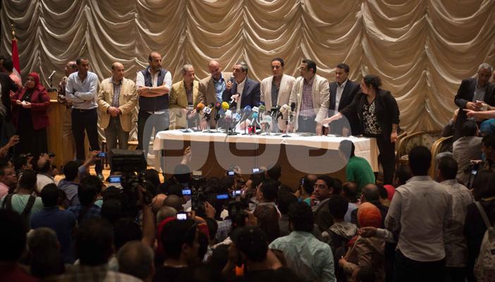 الجمعية العمومية للصحفيين توصي بإقالة وزير الداخلية واعتذار الرئاسة