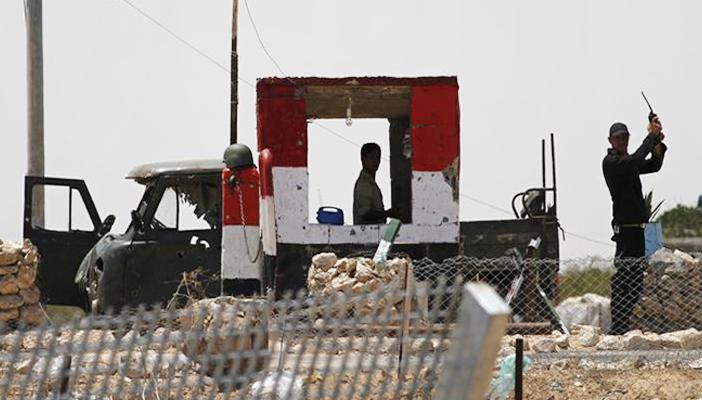 هجوم مسلح على معسكر “الأحراش” برفح