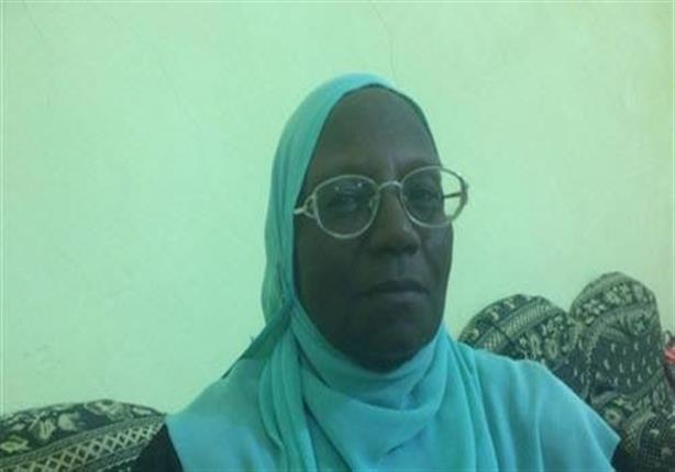 تعرّف على أول سيدة مأذونة في أسوان