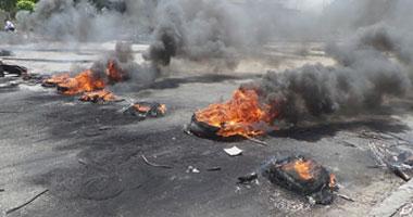 أهالي”البوها”يقطعون الطريق بعد استمرار انقطاع الكهرباء