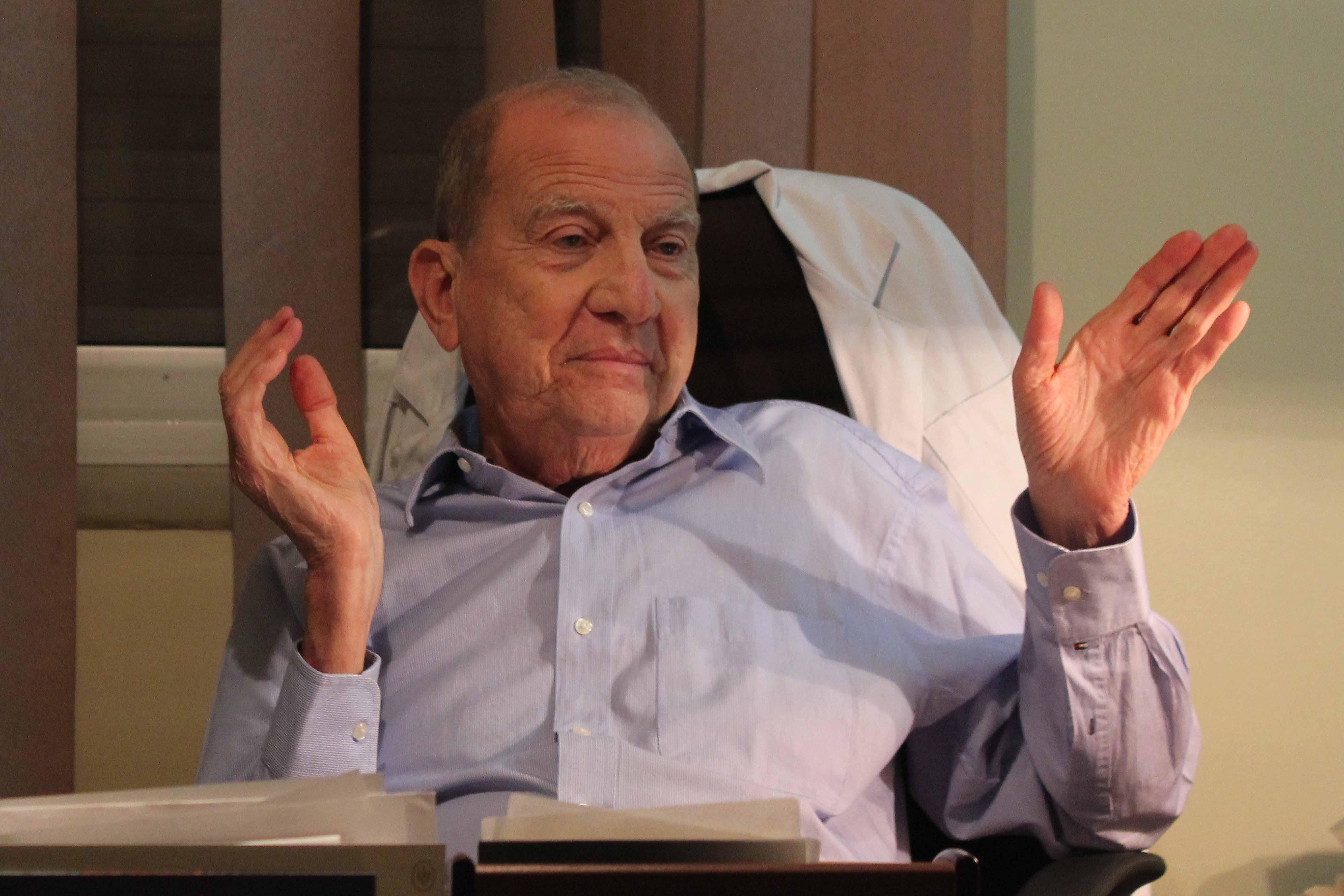 أبوالغار: “قلاش” يدافع عن نقابة الصحفيين والداخلية تحمي البلطجية