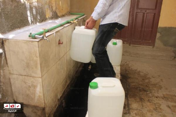 أزمة المياة في نجع حمادي .. معاناة الاحياء والاموات