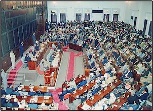 “النواب اليمني” يدين العدوان الإسرائيلي على سوريا