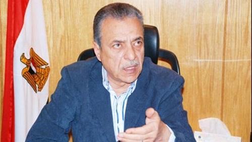 الإداريون المؤقتون بالمنيا يهددون بالتظاهر لعدم تثبيتهم