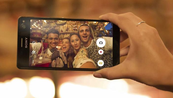 بالصور.. سونى تطلق هاتف Xperia C4 لعشاق السيلفى