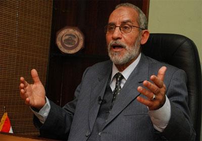 تأجيل محاكمة بديع و190 آخرين في اقتحام سجن العرب لـ 4 يونيو