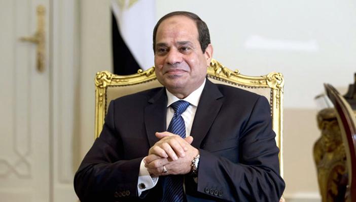 بالفيديو.. السيسي للطيارين المستقيلين: إحنا اتفقنا إننا لازم نستحمل