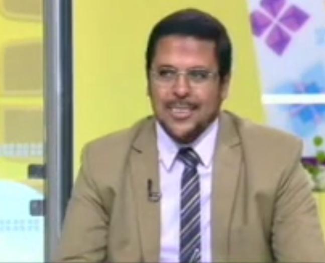 هشام مبارك ساخرا من عودة التوقيت الصيفي: “حكومة فاضية وبتلعب”