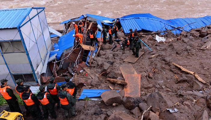 ارتفاع ضحايا الانهيار الأرضي في الصين إلى 34 شخصًا