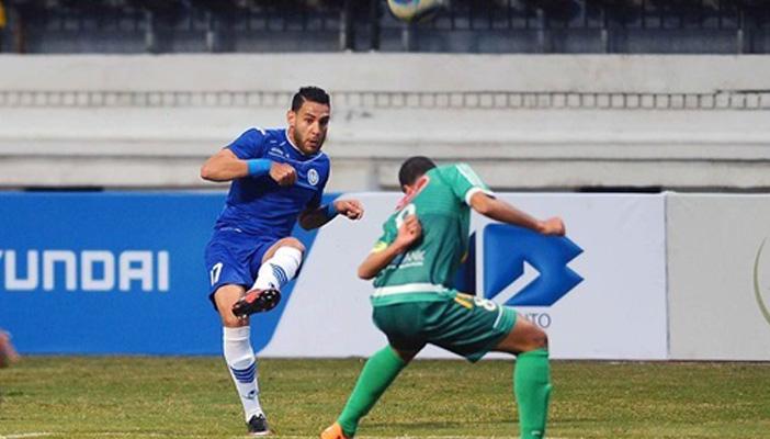 الأهلي يفاوض ظهير سموحة سرًا