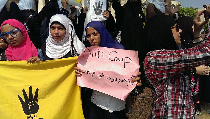 طالبات الدراسات الإسلامية بكفر الشيخ يرفضن الحكم على 7 منهن بالسجن