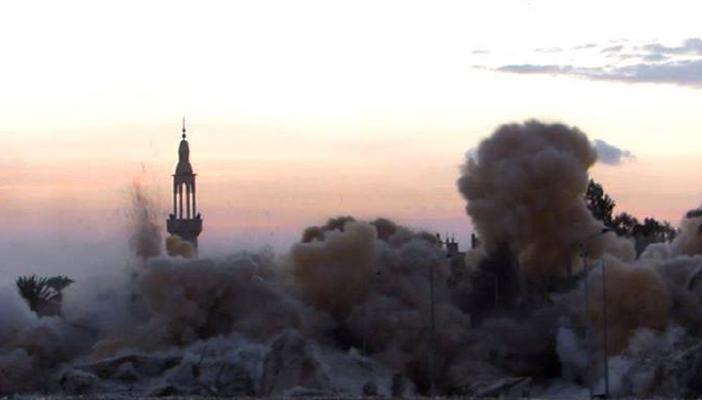 الجيش ينهي المرحلة الثانية من المنطقة العازلة بهدم 3 مساجد