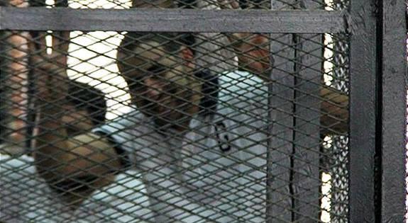 اليوم.. محاكمة صحفيي رصد وآخرين في “غرفة عمليات رابعة”