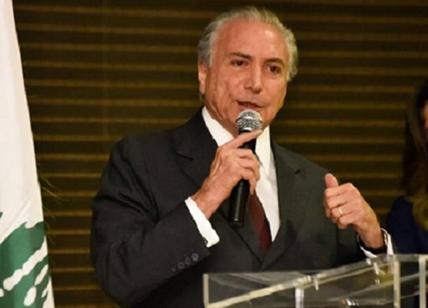 “وول ستريت جورنال”: البرازيل تواجه تحديات صعبة بعد الإطاحة بـ”روسيف”