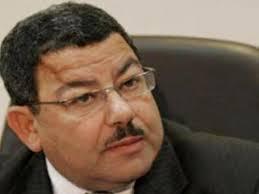 د.عبد الفتاح لقائد الانقلاب: “انت أخرك فيديو كونفرانس”