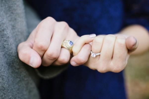 بعد “الطلاق”.. مقترح قانون بالبرلمان يدفع إلى التفكير قبل فسخ الخِطبة