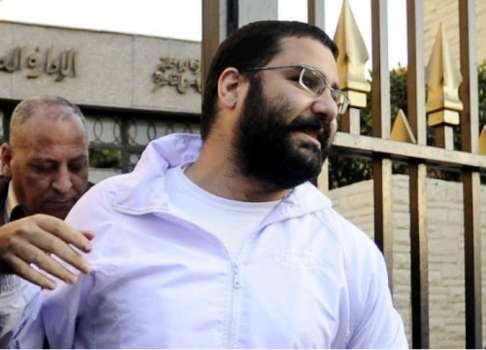 اليوم.. استكمال محاكمة علاء عبد الفتاح فى “أحداث مجلس الشورى”