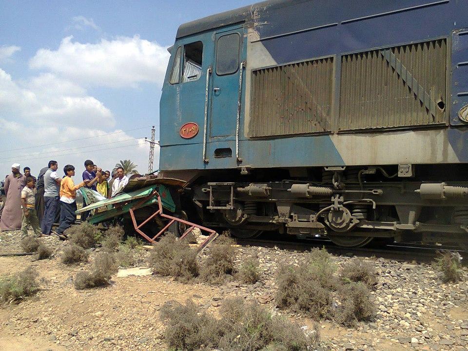 مصرع شابين تحت عجلات القطار بمحافظة الشرقية