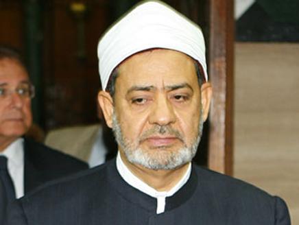 الطيب : الأزهر مؤسسة مستقلة عن الحزبية والحسابات السياسية