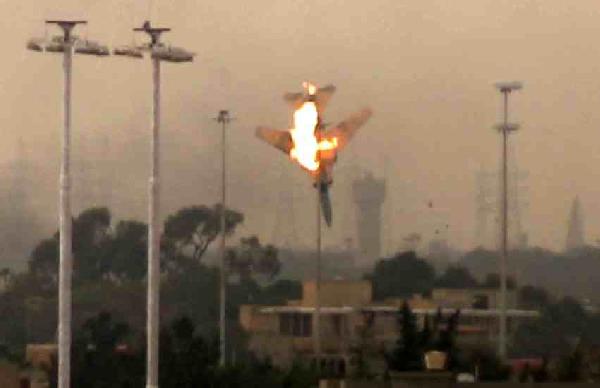 صحف ليبية: طائرات بالجيش المصري شاركت في قصف بنغازي