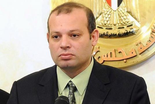 وزير الصناعة : عاهدت الله  أن  أزف خبرا سارا كل يوم للشعب