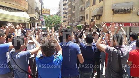 وقفة احتجاجية لطلاب ضد الانقلاب بحلوان