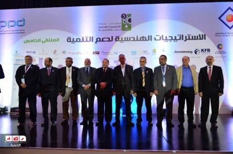 وزير الإسكان:الحكومة تسعي لإيجاد ثلاثة مجتمعات عمرانية جديدة