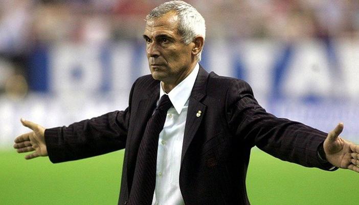 الدوري يؤجل انضمام اللاعبين للمنتخب