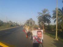 سلسلة بشرية لرافضي الانقلاب بإدفو