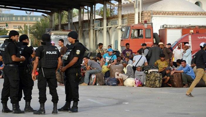 وصول 194مصريًا إلى تونس تمهيدًا لنقلهم إلى القاهرة