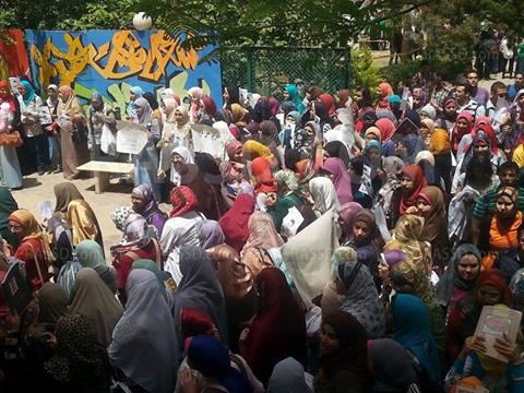 تظاهرة لطلاب “طب الإسكندرية” رفضا لحبس زميلهم عشر سنوات