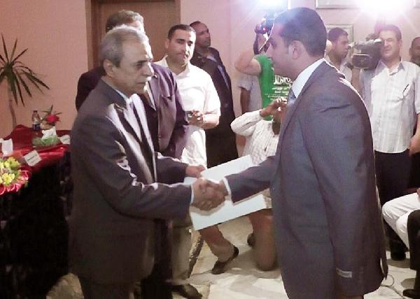 تكريم ضباط الشرطه المميزين بمدن القناه