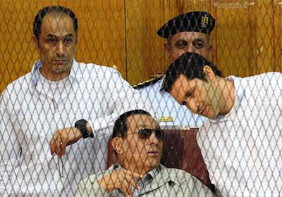 “استقلال القضاء” تندد بالرأفة بـ”المخلوع” والتشديد علي الطلاب