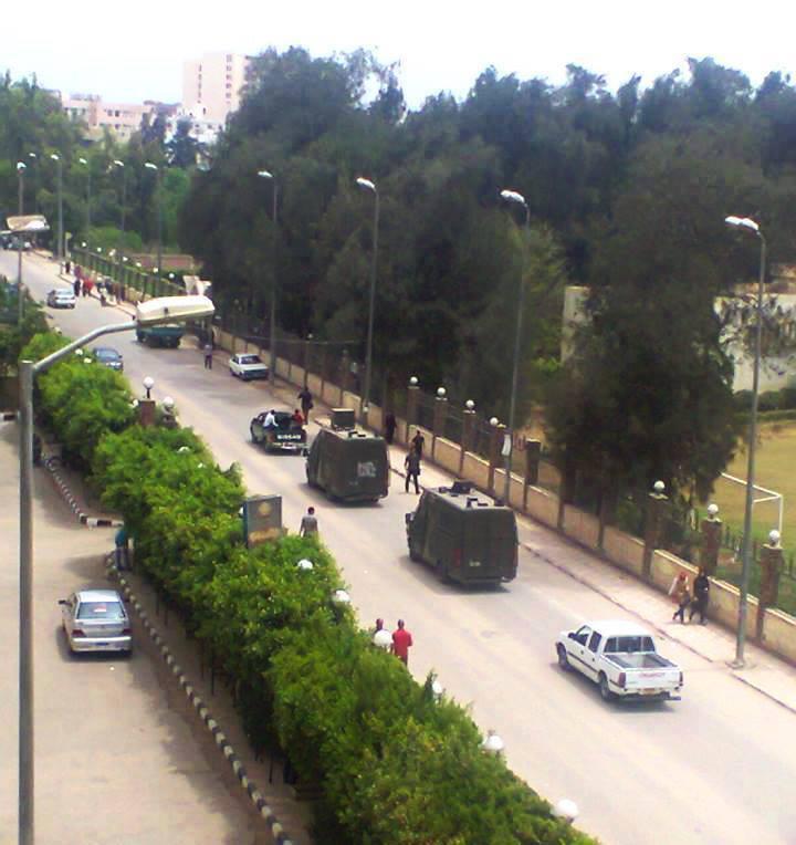 اقتحام جامعة المنصورة وإطلاق قنابل الغاز والخرطوش على الطلاب