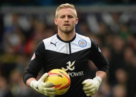 مفاوضات بين جوارديولا وشمايكل للانضمام إلى السيتيزنز