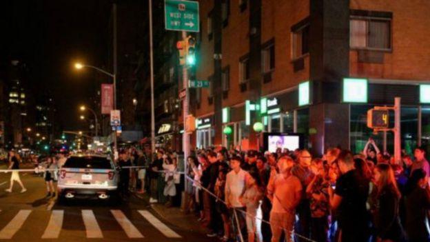 انفجار في قاعة احتفالات “مانشستر أرينا” في بريطانيا