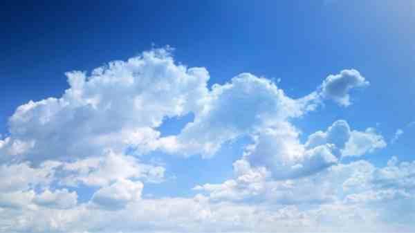 طقس الغد..لطيف الحرارة نهارًا مائل للبرودة ليلًا