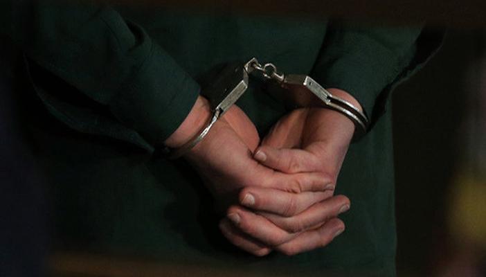 ضبط شرطي حاول إدخال مخدرات لسجين مقابل معاشرة زوجته