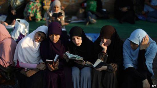 نساء مصر بين النضال ودعم الانقلاب