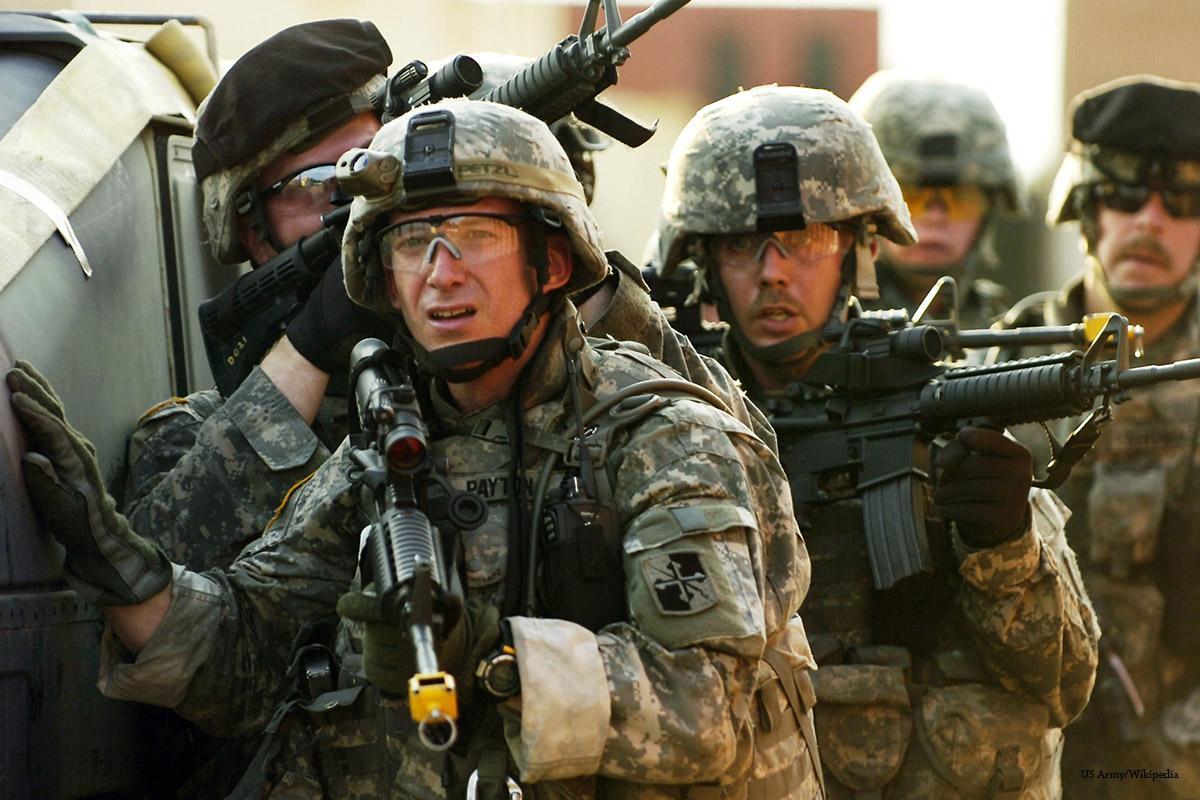 بعد تصعيد صحراء غرب سوريا. هل اقتربنا من معركة أمريكية إيرانية مباشرة؟