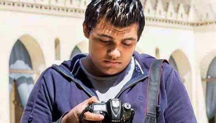 والدة مصور “يقين” المختطف:  لم يرتكب أي عمل تخريبي ولا نعرف مكانه