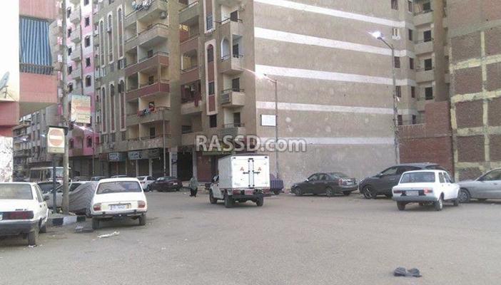 بالصور.. الحكومة تضئ أعمدة الإنارة في وضح النهار بأسيوط