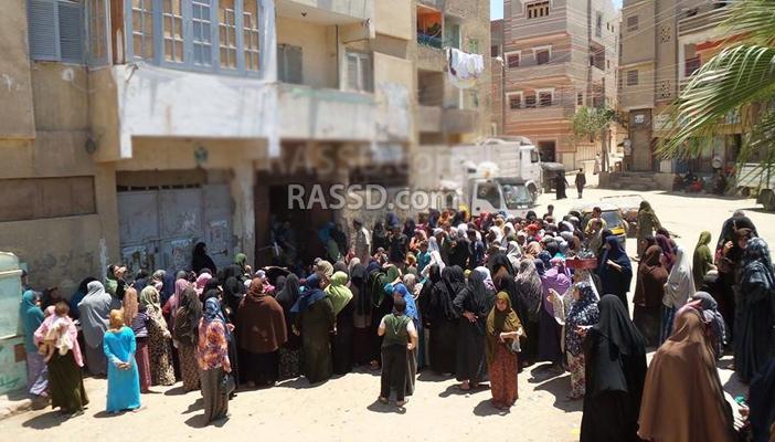 أزمة بسبب حصة الدقيق بسنورس.. والمسئولون: “مفيش.. والمخازن فاضية”