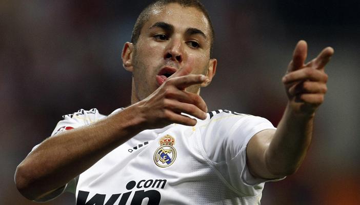 أرسنال يرصد 35 مليون إسترليني لضم بنزيمة