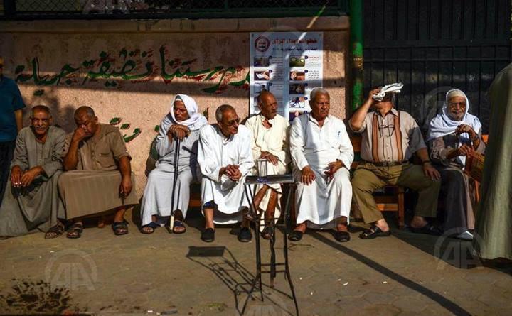 العواجيز.. “دينامو” انتخابات العسكر