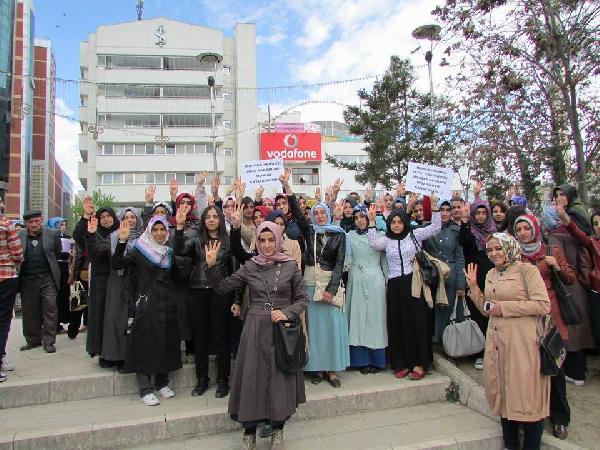 احتجاجات دولية لرفض انتخابات العسكر