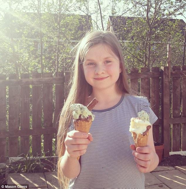 طالبة أسكتلاندية تتهم مُعلّمها بارتكاب “جريمة حرب”