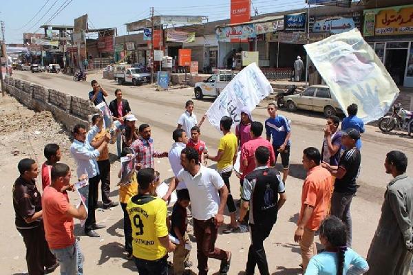 طلاب صان الحجر يردون على محاولات اعتقالهم  بفاعلية حاشدة